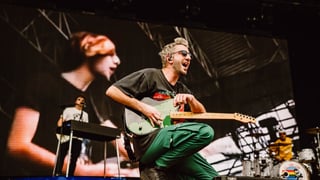 Image for All Time Low’s Alex Gaskarth Admits to Getting Starstruck by Shirley Manson