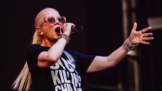 Image for Shirley Manson Addresses Beach Ball Incident in Melbourne: &#8216;Everything is Contextual&#8217;