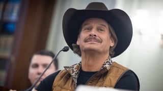 Image for &#8216;No Punishment&#8217;: Pete Hegseth Calls Off Kid Rock Helicopter Investigation