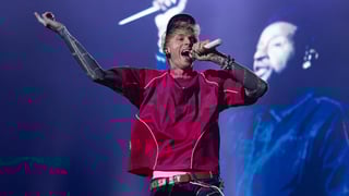 Image for Watch Machine Gun Kelly Debut New Song With Fred Durst in Perth