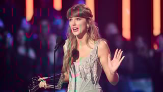 Image for Taylor Swift Says Her Songwriting Was Impacted by Emo Music Like Fall Out Boy and Dashboard Confessional