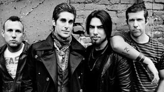 Image for Jane’s Addiction Cancels Tour; Dave Navarro Says He Hopes Perry Farrell Will ‘Find the Help He Needs’