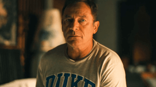 Image for Jason Isaacs Says ‘White Lotus’ Equal Pay Earned Each Actor $40,000 an Episode: ‘Do I Mind That I Wasn’t Paid More Than’ Younger Co-Stars? ‘I Never Work for Money’