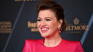 Image for Kelly Clarkson Postpones Opening of Las Vegas Residency Hours Before Show