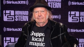 Image for Neil Young to Remove His Music From Amazon: ‘Buy Local’ Because ‘Bezos Supports This Government’
