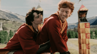 Image for Harry Potter Meets ‘Heated Rivalry’ in Racy SNL Sketch With Ron Romance, Naked Quidditch and Jason Momoa