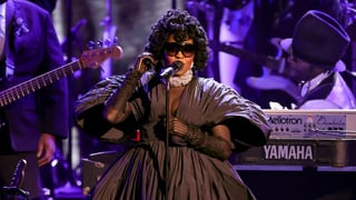 Image for Lauryn Hill Leads Emotional Grammy In Memoriam Tribute to D’Angelo and Roberta Flack, Reunites With Fugees’ Wyclef Jean