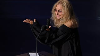 Image for Barbra Streisand Honors Robert Redford With Stirring ‘The Way We Were’ Performance at Oscars