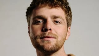 Image for Alex Warren Is Bringing His Breakthrough Era to Australia and New Zealand