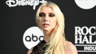 Image for Taylor Momsen Hospitalised for Spider Bite While on AC/DC Tour — Two Years After a Bat Bit Her on AC/DC Tour