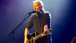 Image for Bruce Springsteen Slams Trump, ‘the Richest Men in America’ and Pam Bondi  in Fiery Speech at Minneapolis Tour Opener: ‘We Have a President Who Can’t Handle the Truth’