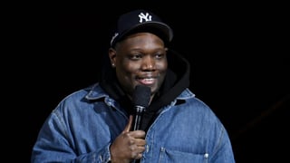 Image for Michael Che Pulled Out of Kevin Hart Roast Before Shading White Writers for Jokes About ‘Slavery, Sex Crimes, Slurs’ (EXCLUSIVE)