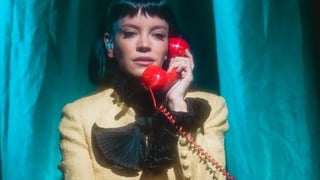 Image for Lily Allen’s One-Woman Show Is the Least Populous Pop Tour of the Year. Is It Also the Best?