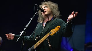 Image for The Cure’s Robert Smith Slams FIFA’s World Cup Final Halftime Show: ‘Just F— Off’