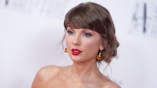 Image for Taylor Swift Recalls How ‘I Knew You Were Trouble’ Was Written As a ‘Really Sad Ballad’ in Grammy Museum Conversation Video