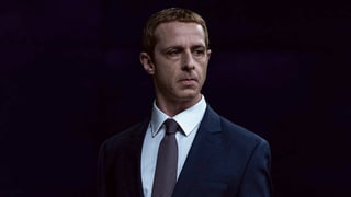 Image for Jeremy Strong Wrote to Mark Zuckerberg After Being Cast in ‘Social Reckoning’ Even Though ‘He’s a Reviled Person’; Actor Spent 7 Months Talking in Polish Accent for Next Role