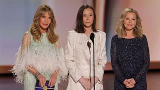 Image for Original ‘Charlie’s Angels’ Stars Reunite at the Emmys to Honour the Late Farrah Fawcett: ‘The Shiniest Angel of Them All’