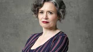 Image for Australian Comedian Judith Lucy Reveals Breast Cancer Diagnosis