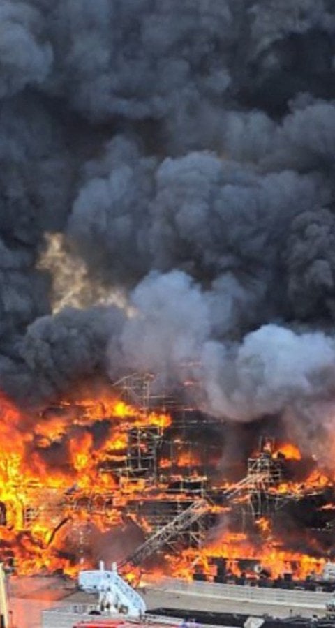 Image for Tomorrowland Main Stage Burns to the Ground